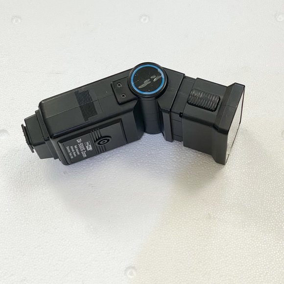 On camera FLASH - MAXWELL DA-5000S ZOOM - Picture 9 of 13